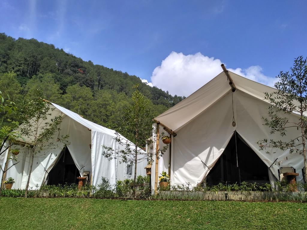 בנדונג Maribaya Glamping Tent מראה חיצוני תמונה