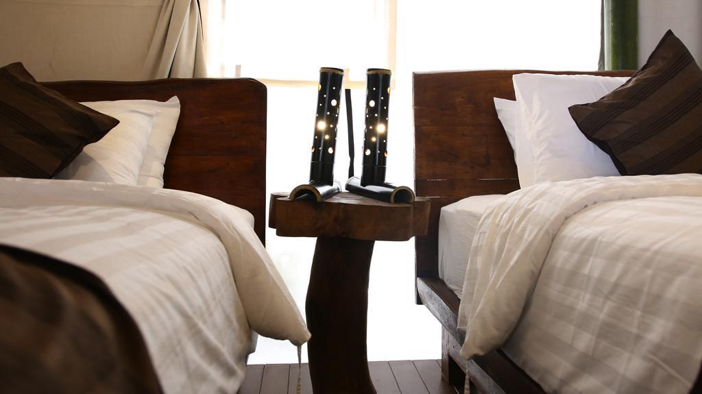 בנדונג Maribaya Glamping Tent מראה חיצוני תמונה