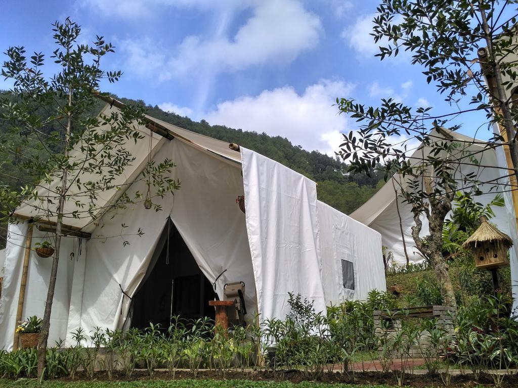 בנדונג Maribaya Glamping Tent מראה חיצוני תמונה