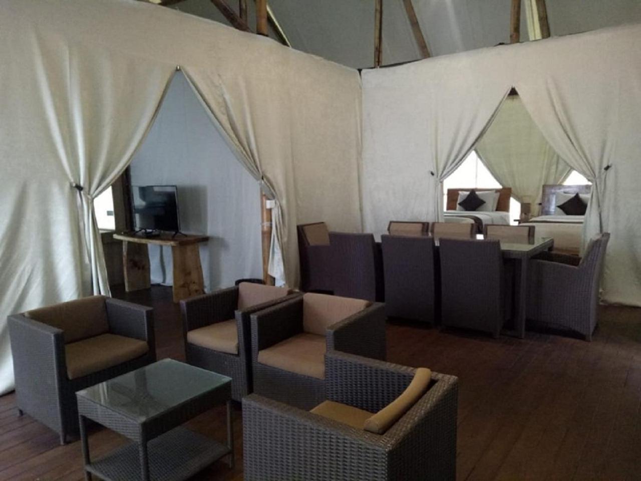 בנדונג Maribaya Glamping Tent מראה חיצוני תמונה