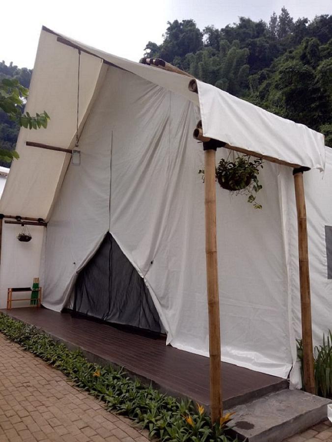 בנדונג Maribaya Glamping Tent מראה חיצוני תמונה